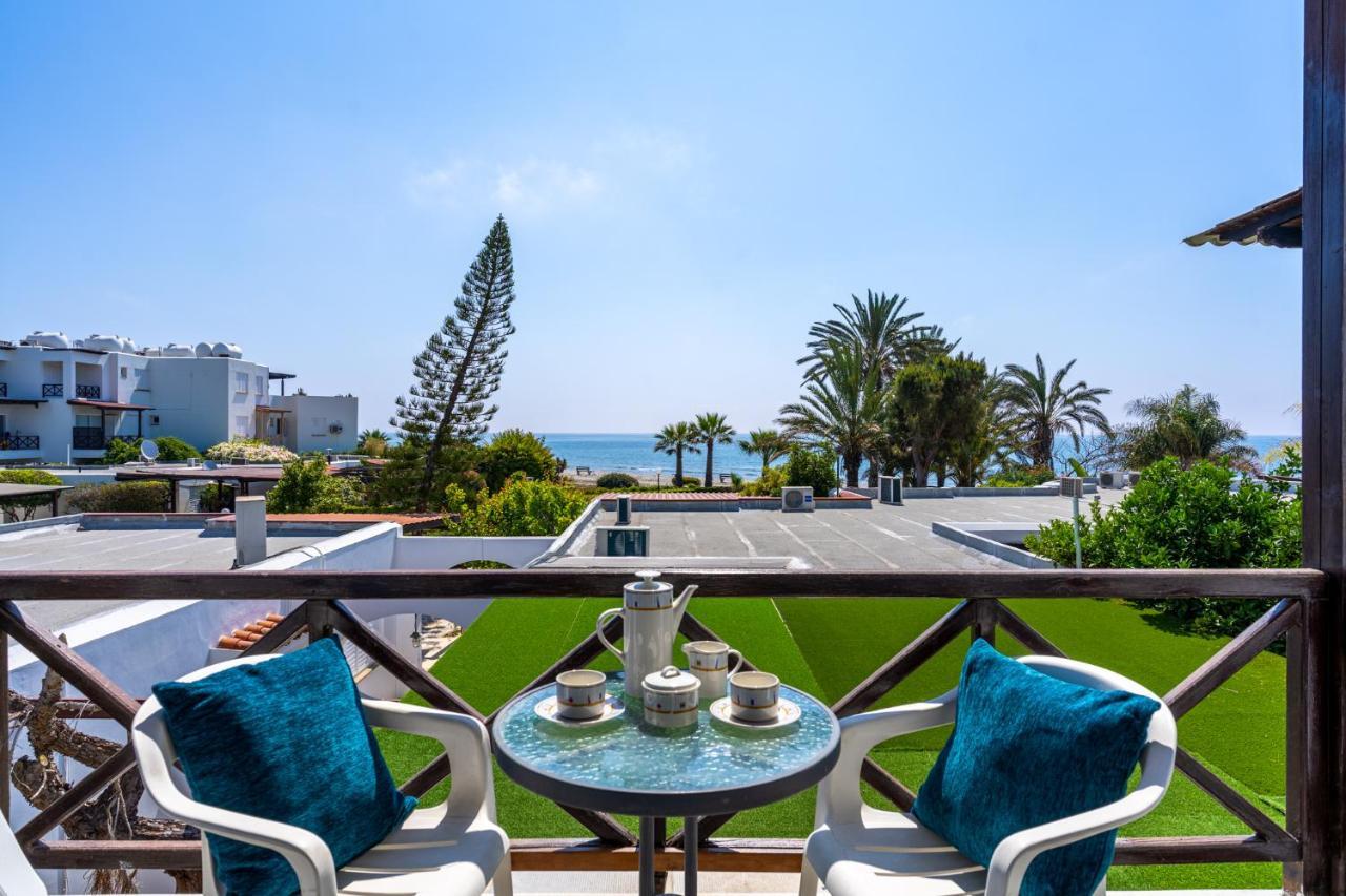 Seawaves 1- Bedroom Apartment Near Meneou Beach Larnaca Exterior foto