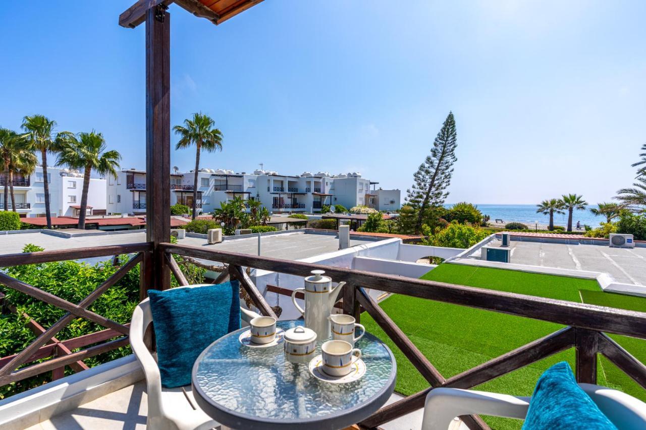 Seawaves 1- Bedroom Apartment Near Meneou Beach Larnaca Exterior foto